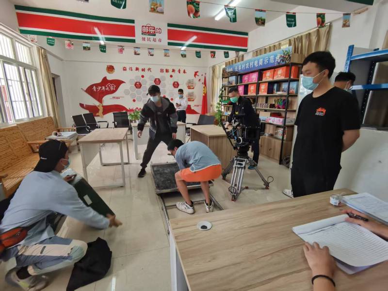 黄浦区广告片拍摄公司：极简主义践行者，少即是多的视觉哲学